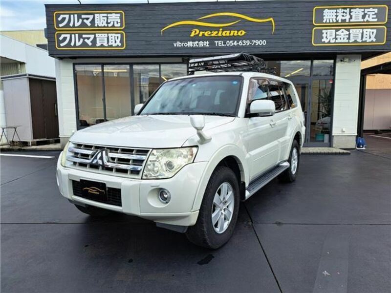 MITSUBISHI　PAJERO