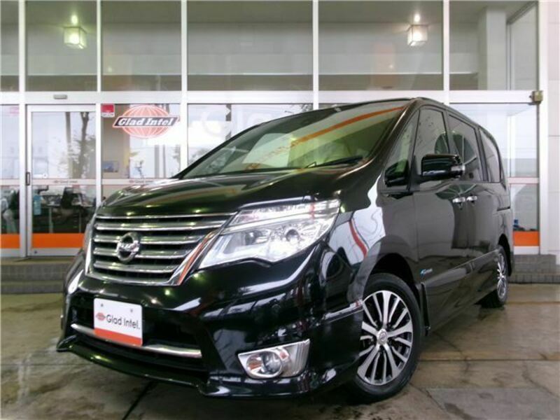 NISSAN　SERENA