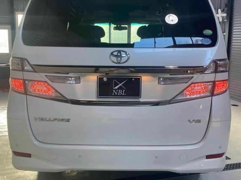 VELLFIRE-5