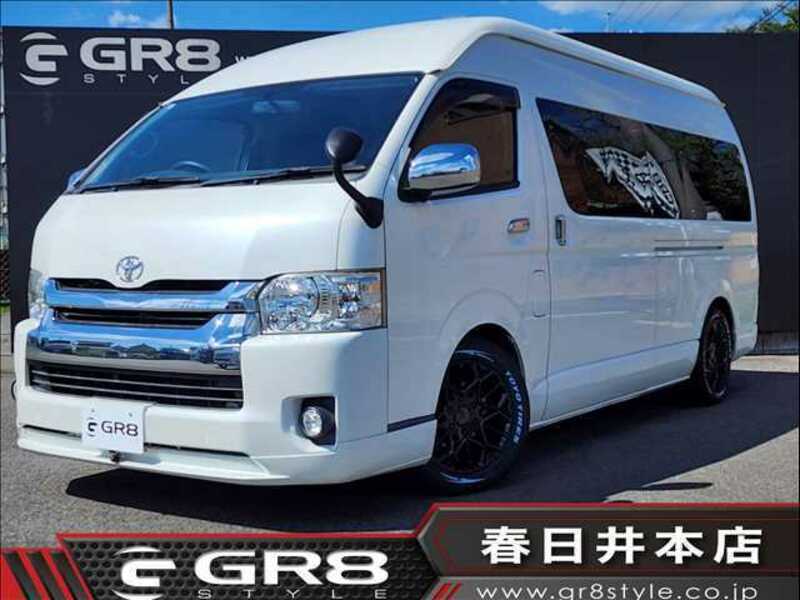 TOYOTA　HIACE VAN