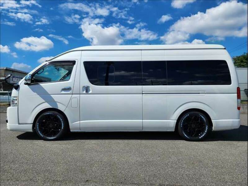 HIACE VAN-13