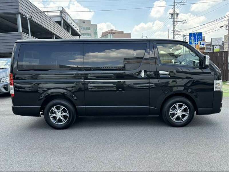 HIACE VAN-12