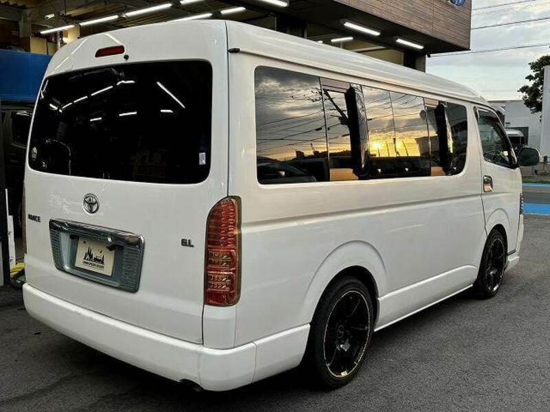 HIACE VAN-18