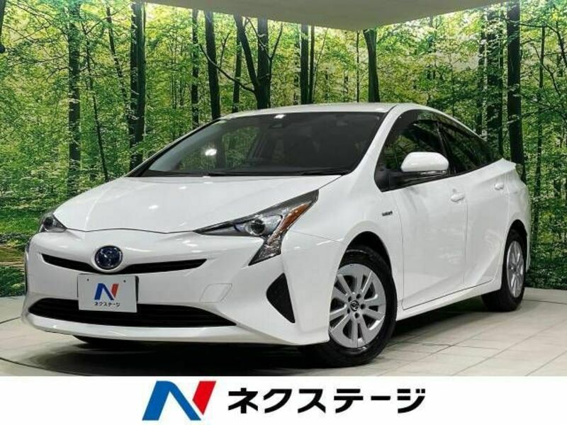 TOYOTA　PRIUS