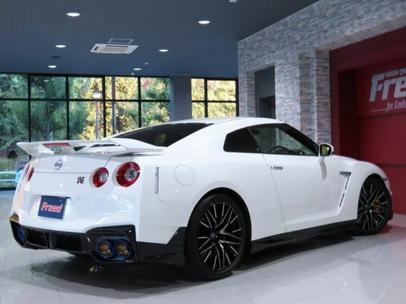 GT-R-7