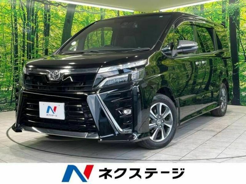 TOYOTA　VOXY