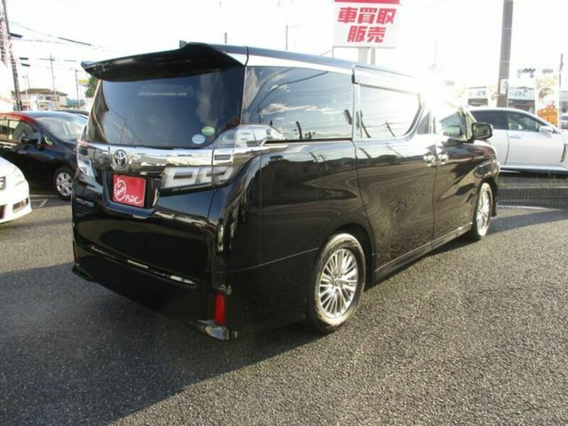 VELLFIRE-2