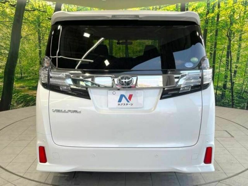 VELLFIRE-15