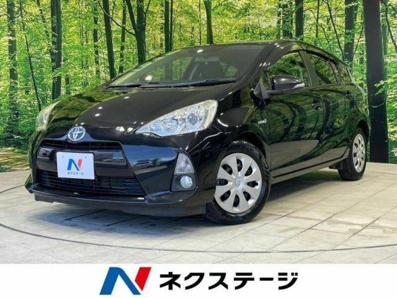 TOYOTA　AQUA