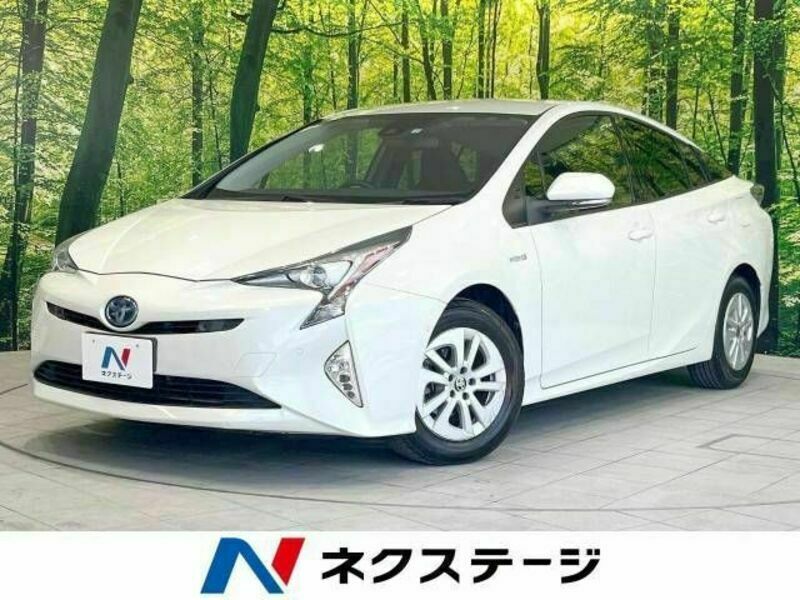 TOYOTA　PRIUS