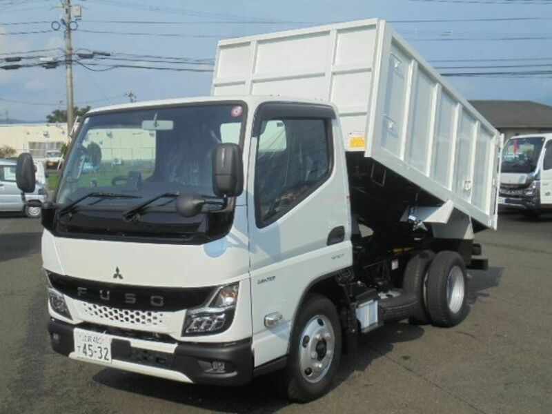 MITSUBISHI CANTER