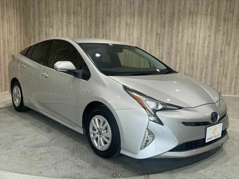 PRIUS-13