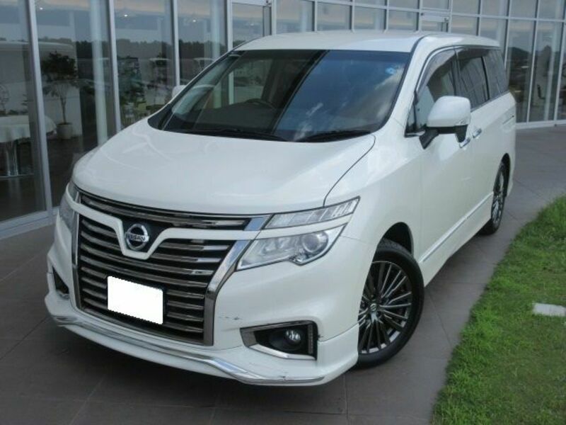 NISSAN　ELGRAND