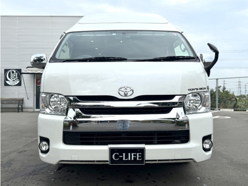 HIACE VAN-17