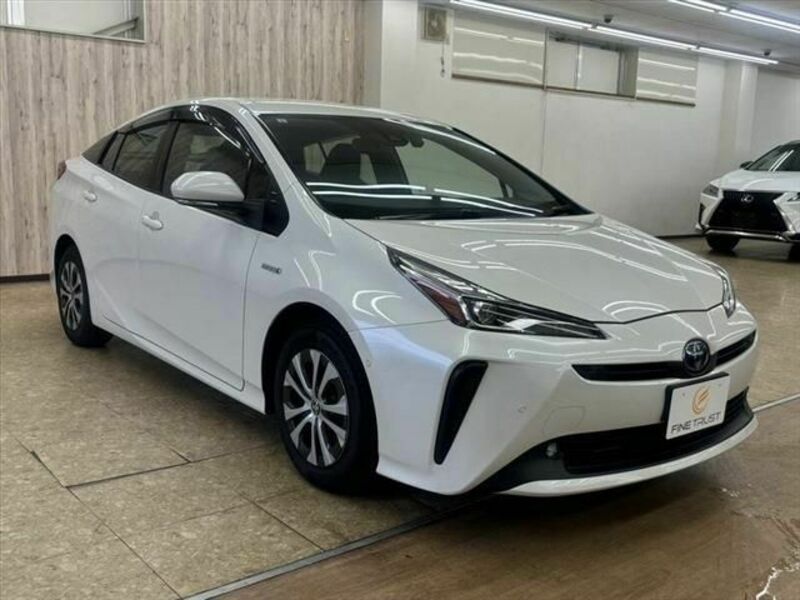 PRIUS-13