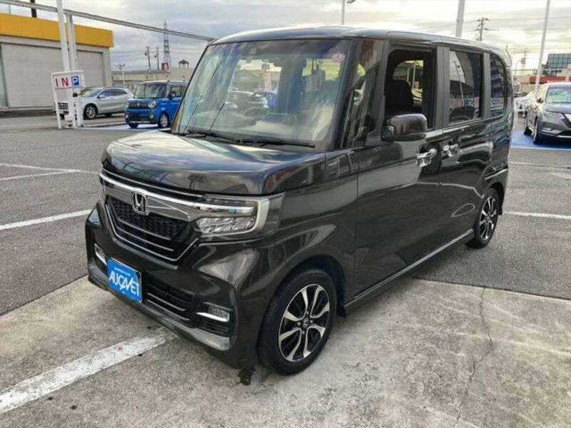 HONDA　N BOX CUSTOM