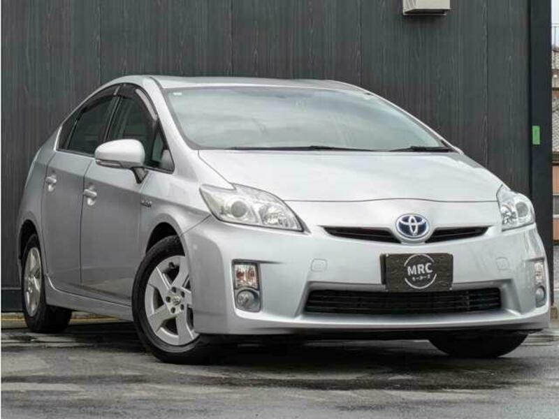 PRIUS-3