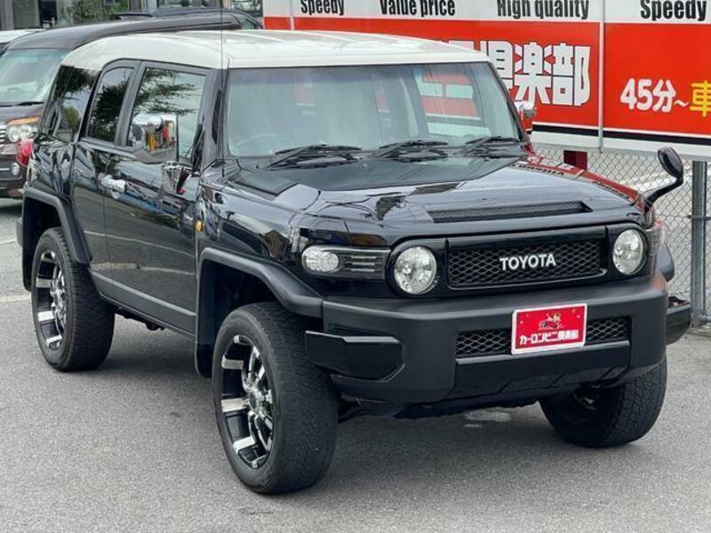 TOYOTA　FJ CRUISER