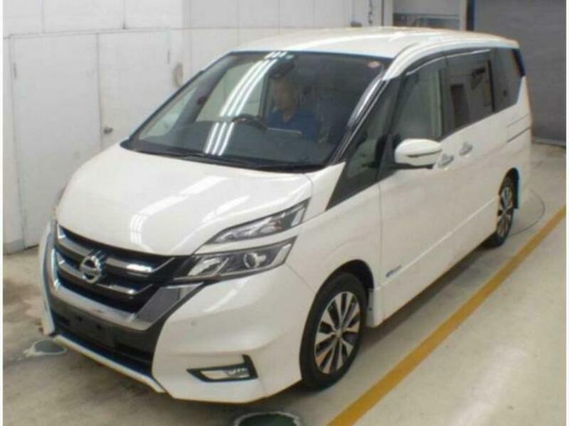 NISSAN　SERENA