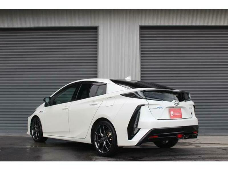 PRIUS PHV-3