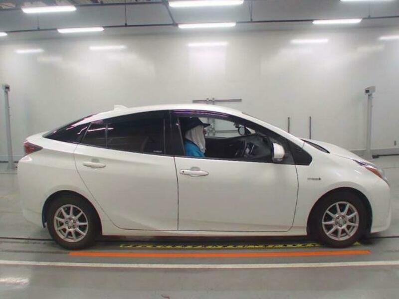 PRIUS-5