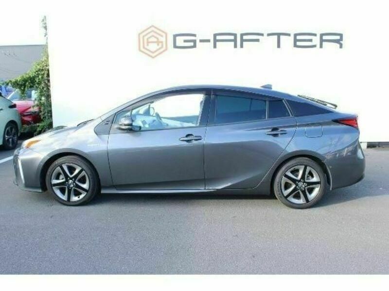 PRIUS-8