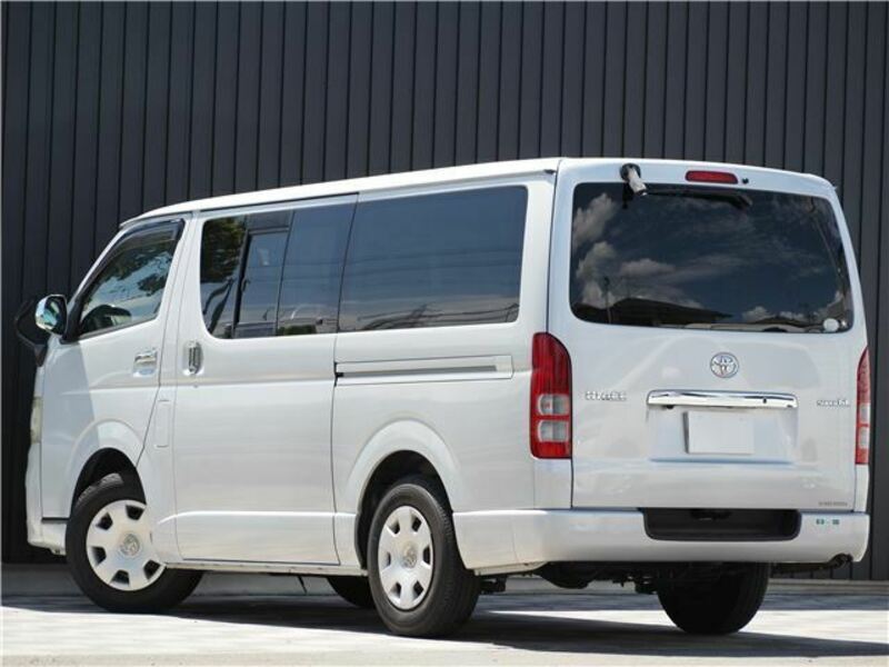 HIACE VAN-1