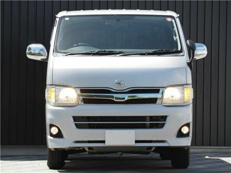 HIACE VAN-9