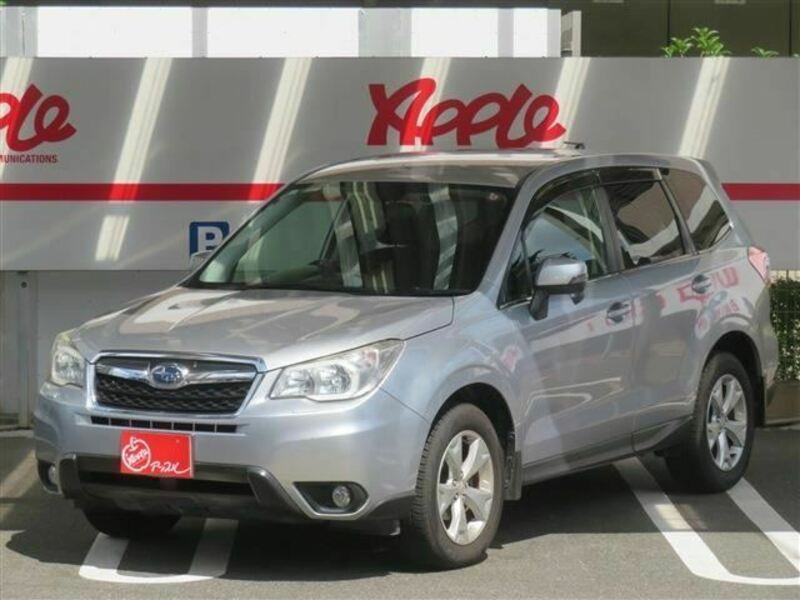 SUBARU　FORESTER