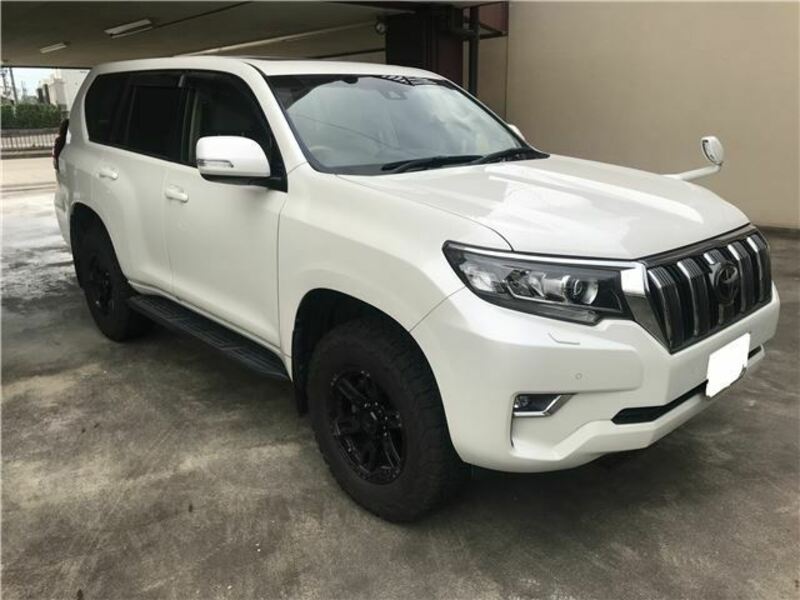 TOYOTA　LAND CRUISER PRADO