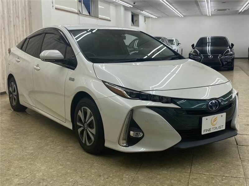 PRIUS PHV-17