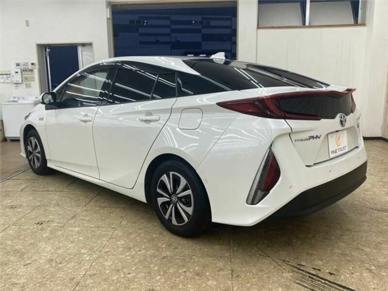 PRIUS PHV-21