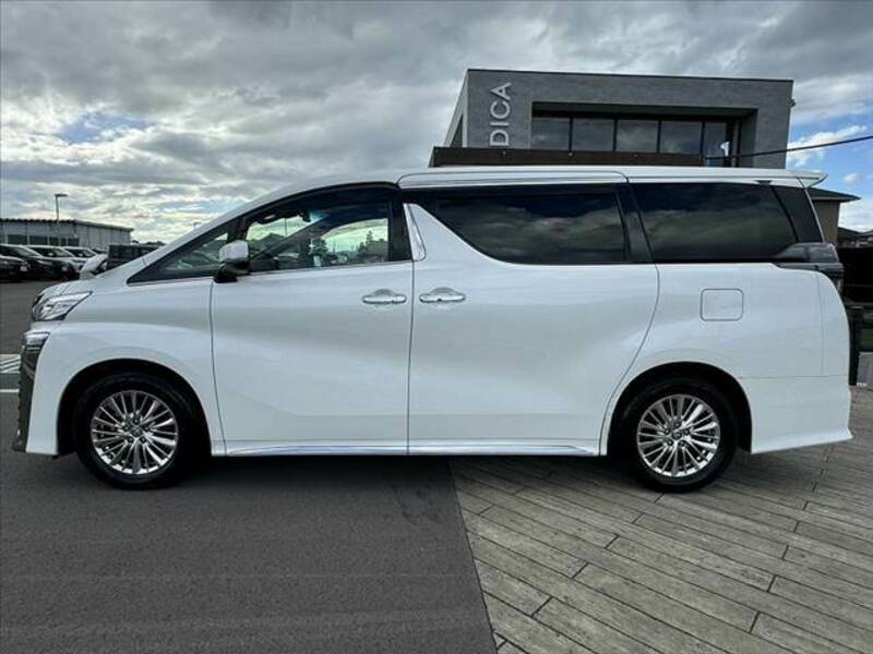 VELLFIRE-10