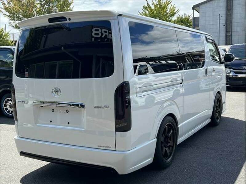 HIACE VAN-14