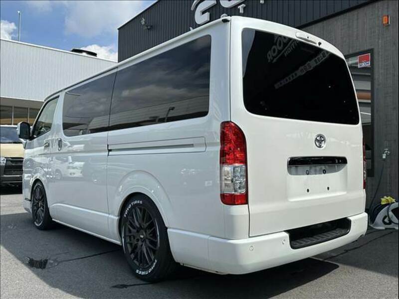 HIACE VAN-15