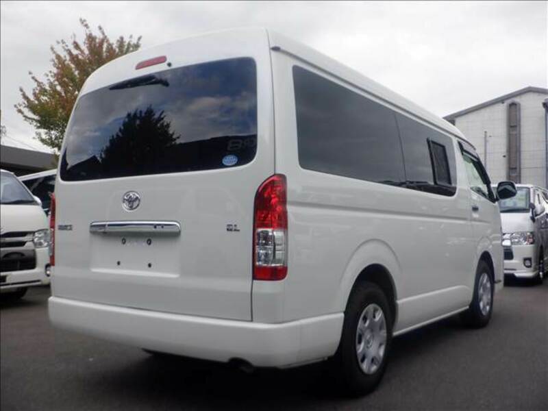 HIACE VAN-14