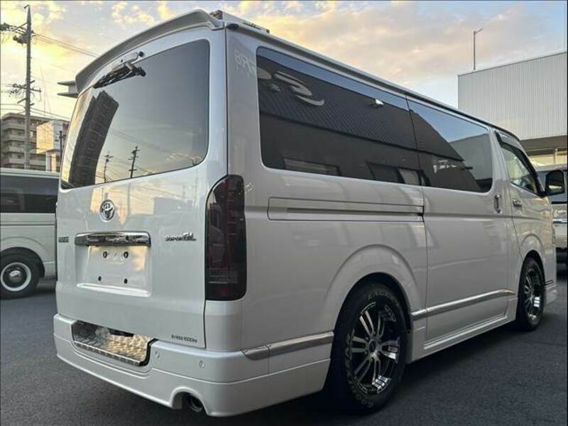 HIACE VAN-14