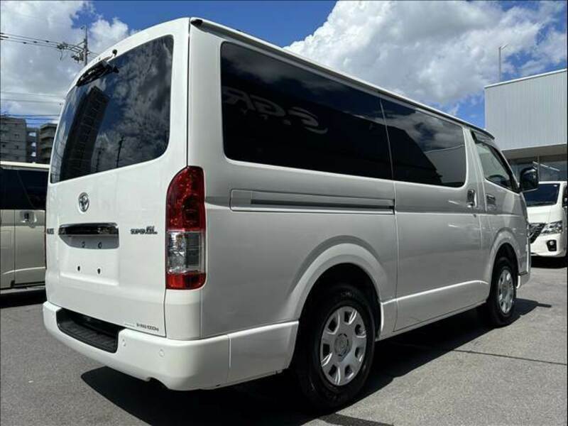 HIACE VAN-14