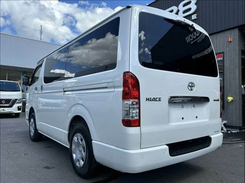 HIACE VAN-15