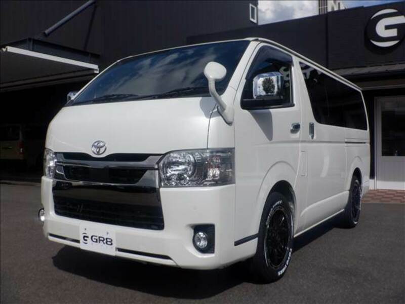 HIACE VAN-11