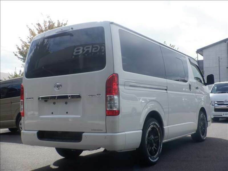 HIACE VAN-14