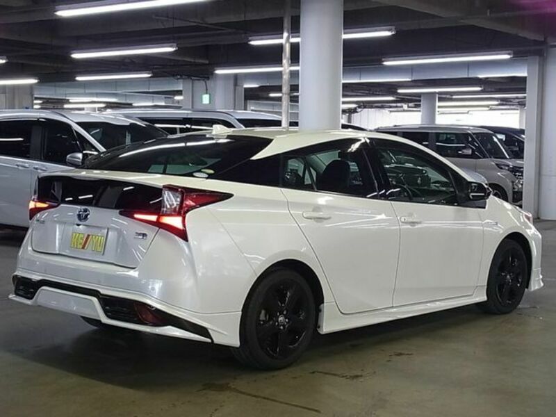 PRIUS-1