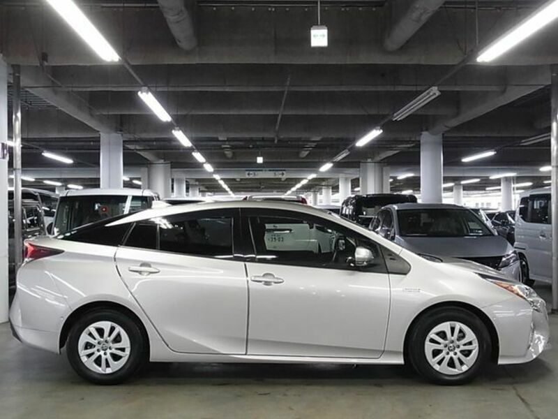 PRIUS-7