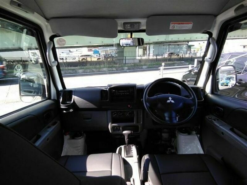 MINICAB VAN-1