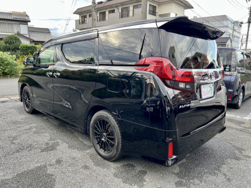 ALPHARD-11