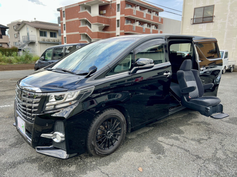 TOYOTA　ALPHARD