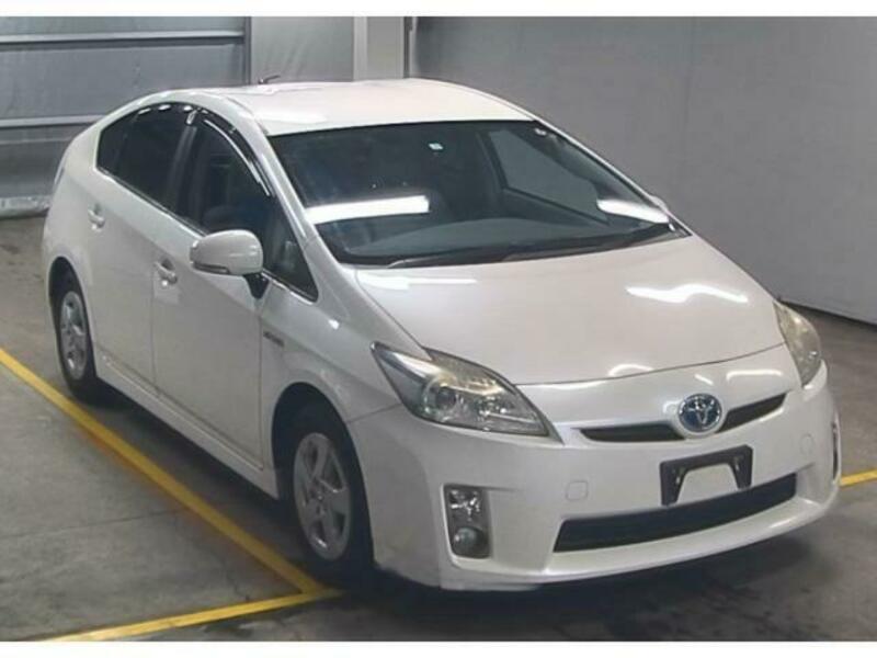 PRIUS-4