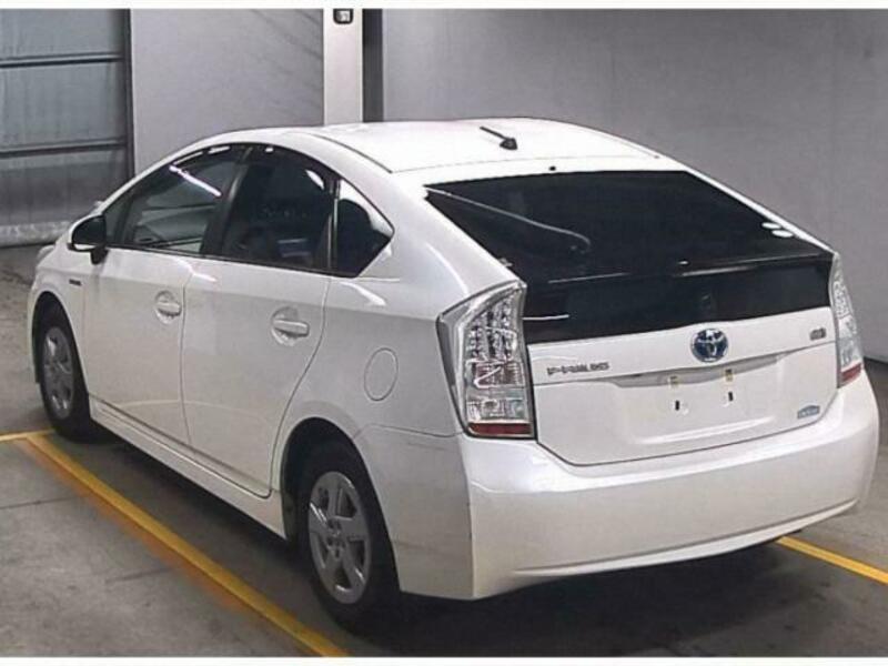 PRIUS-5