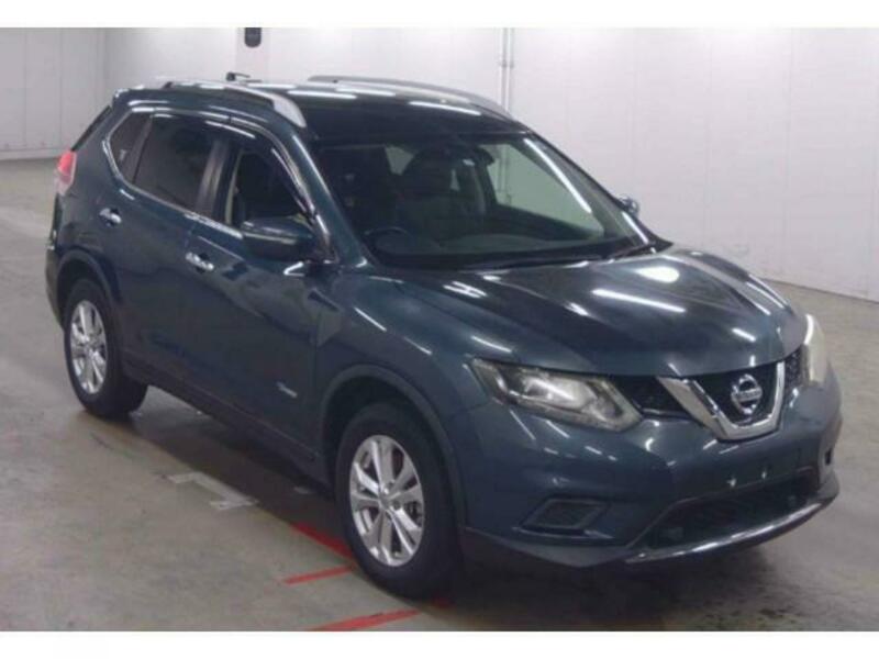 NISSAN　X-TRAIL