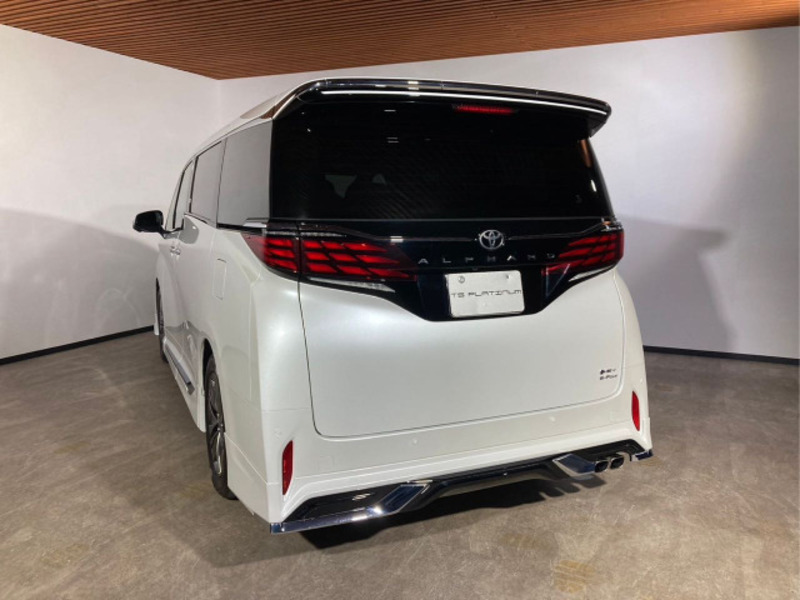 ALPHARD-7